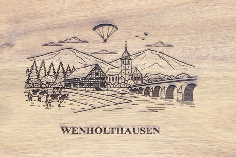 Schneidebrett aus Akazienholz mit Gravur Sauerland Wenholthausen ca. 35 cm x 20 cm x 1,5 cm